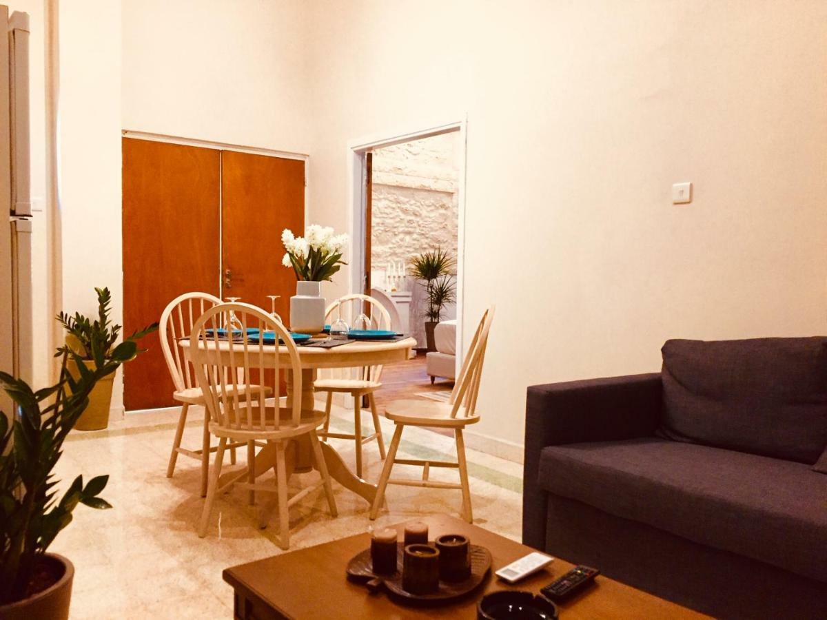 Karavella Vintage Apartment Paphos Luaran gambar